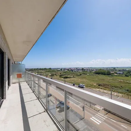 With 3 Bedrooms And Sea View Middelkerke